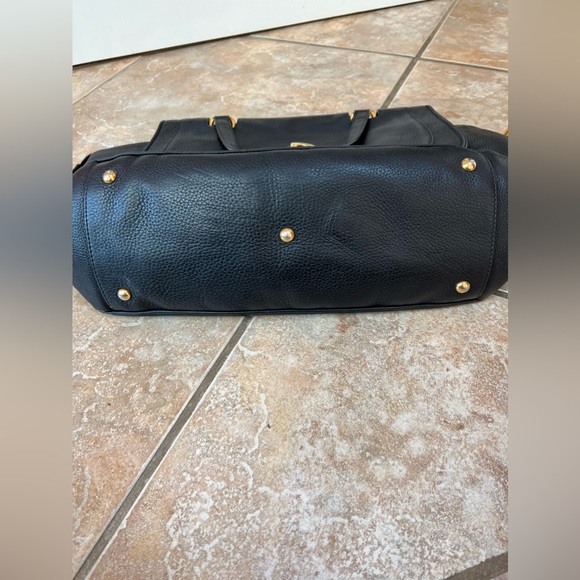 SOLDSOLDSOLDAuthentic Pre owned Gucci 1973 Black Pebbled Leather Top Handle Bag - Picture 6 of 17